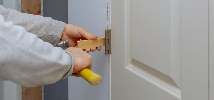 fiberglass entry door repair in Lake Butler